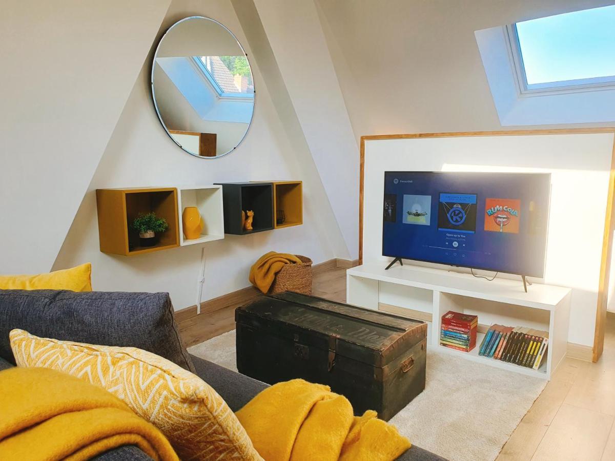 Yellow Appartement Mons
